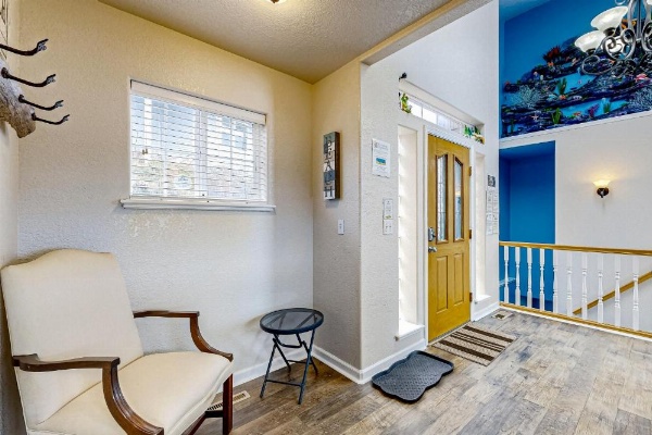 Pacific View Paradise image 23